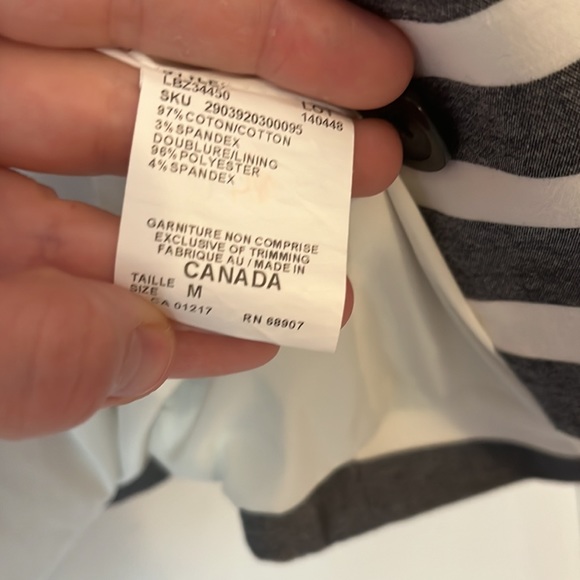 Le Chateau Striped 3/4 Sleeve Blazer - Picture 5 of 9